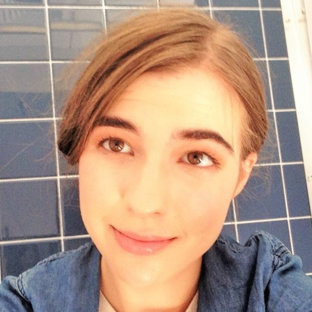Meet your Posher, Liz